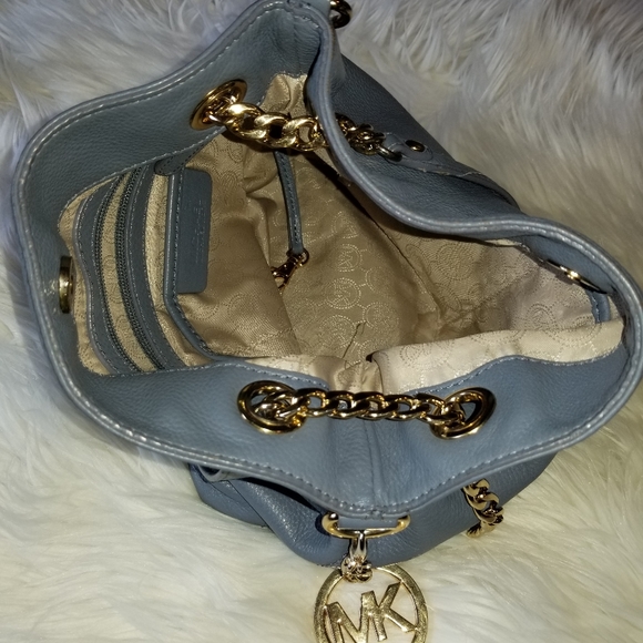 Michael Kors 💙 Baby blue purse - Picture 3 of 5